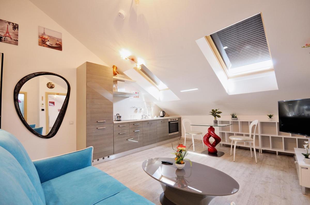 Dominus Hotel de apartamente *
